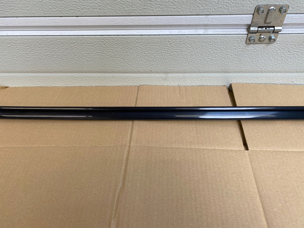 BMW E39 COMBI BANDA ACOPUS, DREAPTA, NEGRA Product image