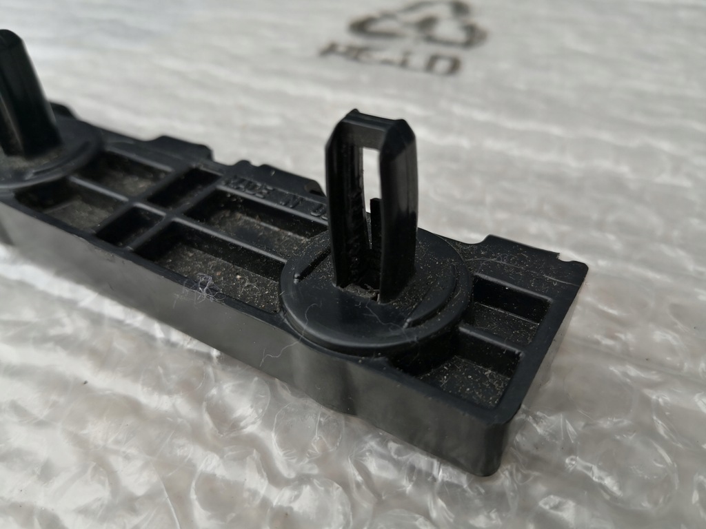 TESLA S SLIDE SPATE SILL MOUNT 1003691-00-B Product image