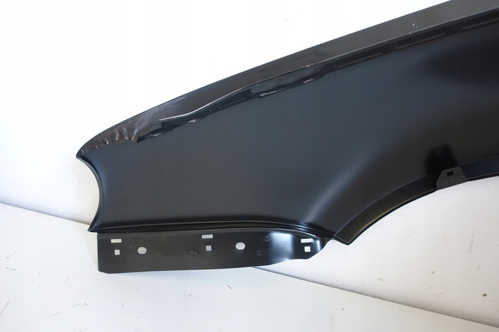 Fender din față dreapta VW Golf IV 1997-2006 1J0821022 1J0821022A Product image