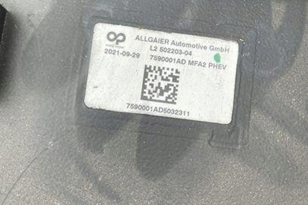 Mercedes-Benz A (W177) 50220304 1,33L benzină 120KW 2021 Rezervor de combustibil Product image
