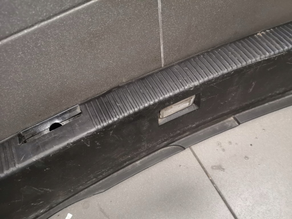 CAPAC PRAG BAGAIER AUDI A6 C5 SEDAN 4B5863471F Product image