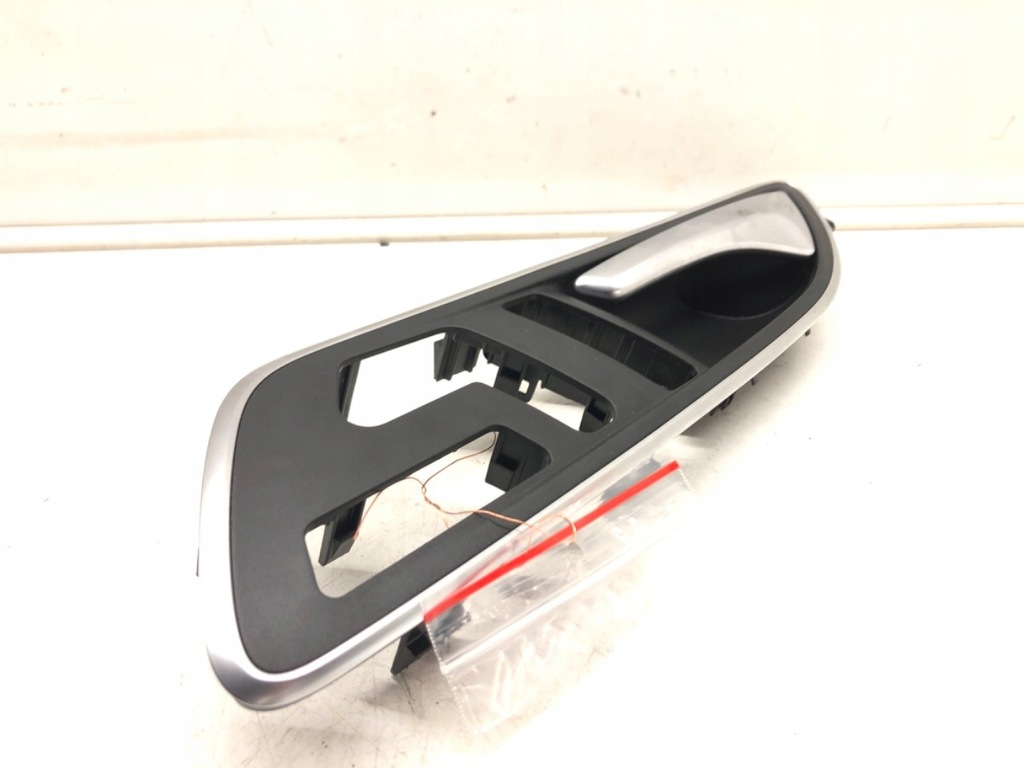 MÂNER INTERIOR STÂNGA FAȚĂ MERCEDES CLA coupe A2467200548 Product image