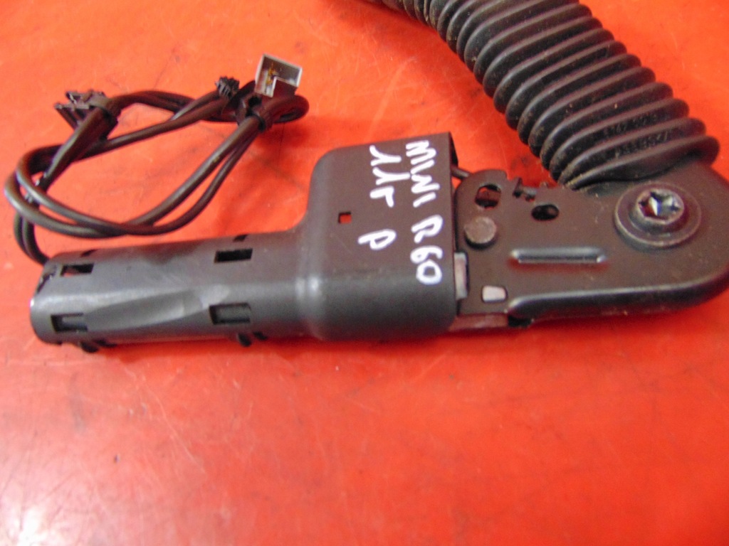 MINI Countryman R60 ÎNTINZATOR CUREA, DREAPTA FAȚĂ Product image
