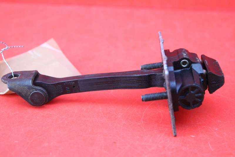 OPRITOR USI DREAPTA FATA PEUGEOT 301 16R Product image