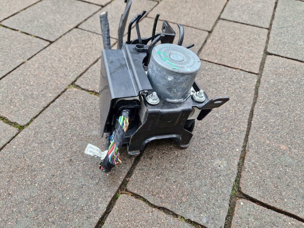 Citroen C3 III Peugeot Opel Pump ABS 9822373680 Product image