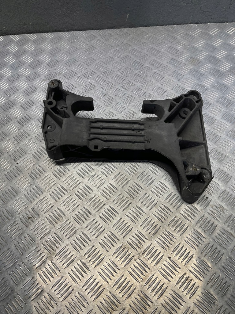 BMW G20 G21 I3 SUPORT CUTIE LEAP 9485333 Product image