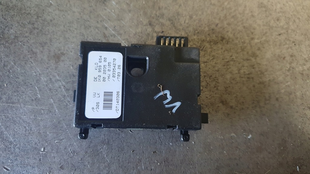 SEAT SKODA VW - MODUL UNG DE VIRAȚIE 1K0959654 Product image