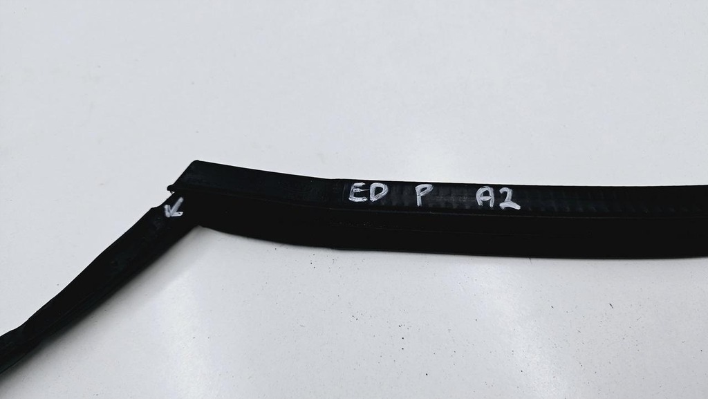 GARNITURA APARATOR SPATE DREAPTA FORD EDGE MK2 FT4B-R28124-AJ Product image