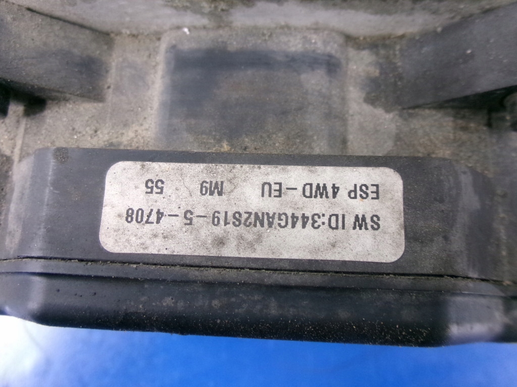 Hyundai Tucson și JM ABS PUMP 58920-2E550 MANDO 5WY7611A Controller Product image
