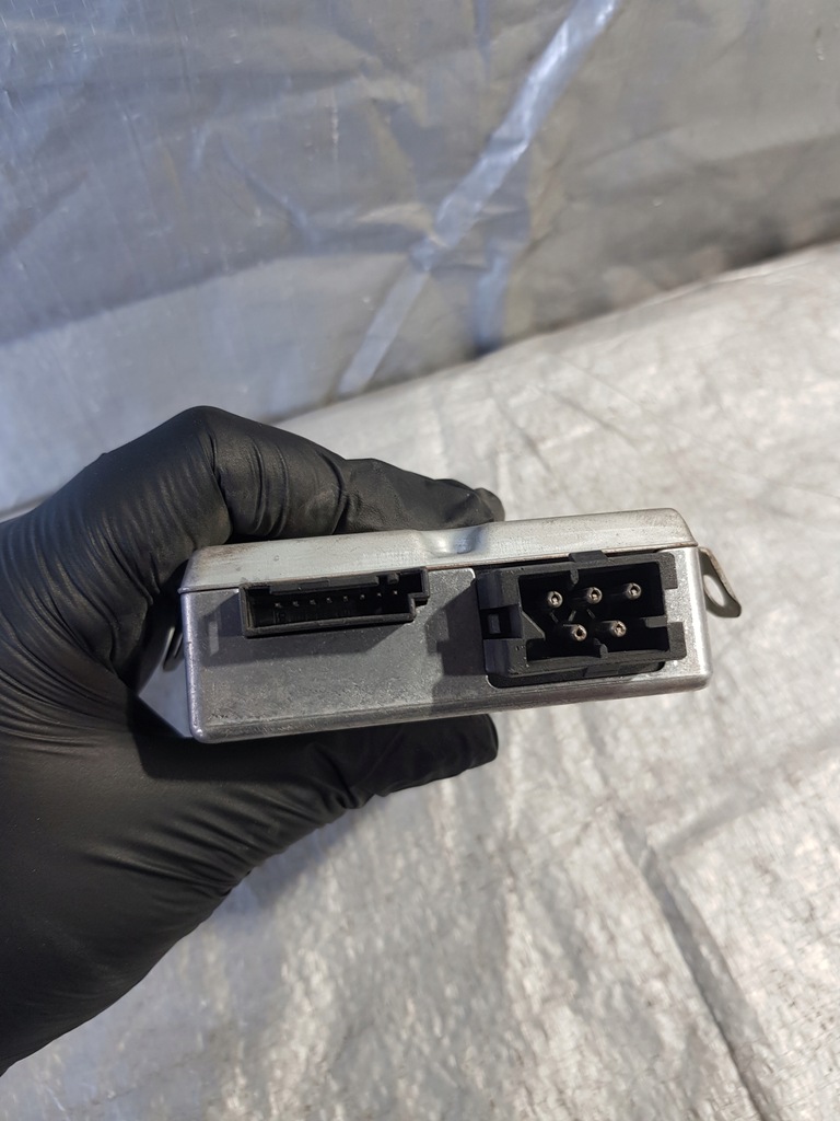 MODUL UȘĂ E60 FAȚĂ DREAPTA 61356963014 Product image