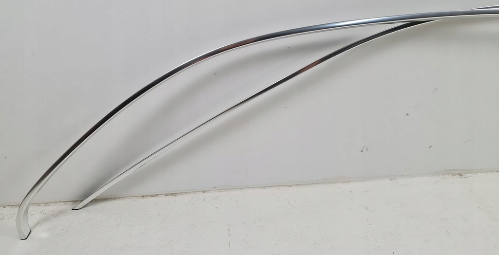 ORNAMENTE PENTRU ACOPERIȘ MERCEDES W204 A2046900780 Product image