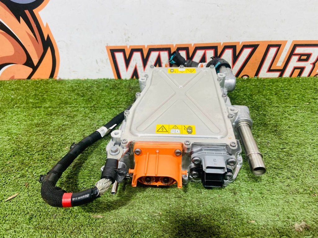 INVERTER FATA LAND ROVER DISCOVERY SPORT L550 M8D2-75520-AD Product image