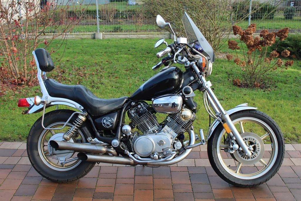 YAMAHA XV1000 VIRAGO 56X MONTARE CAUCUC CARENARE Product image