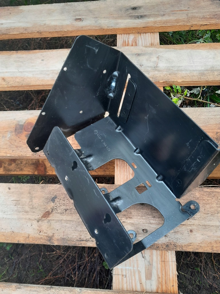 Suport de montare pentru schimbătorul de CD-uri BMW E36 Product image