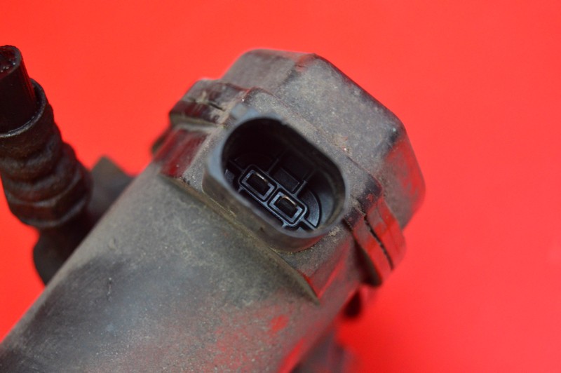 CLEMĂ DREAPTA SPATE AUDI Q5 8R 2.0 TFSI QUATTRO 09R Product image