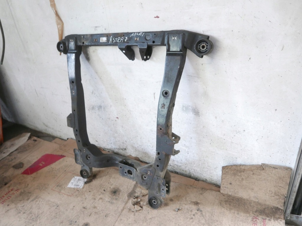 Suspensie boghiu cu grinda sanie fata OPEL ASTRA J IV 1.7 CDTI 09-12 Product image