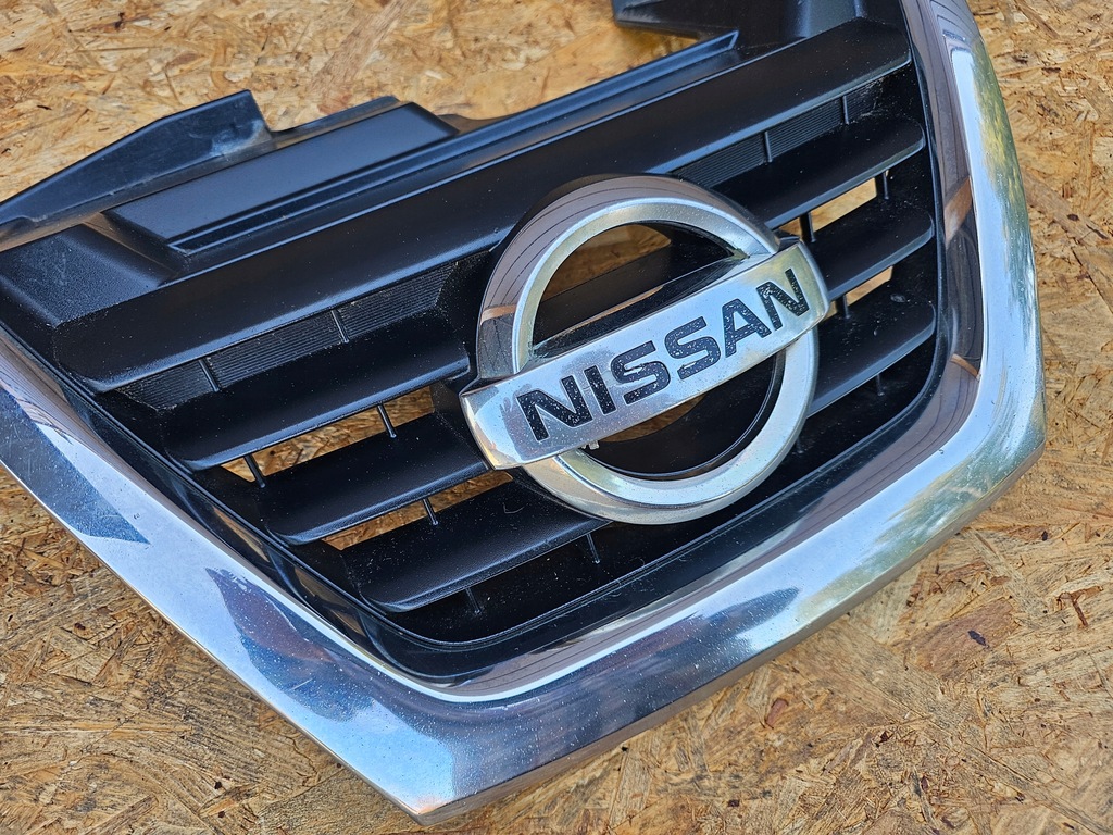 Nissan Juke și F15 10-14R Manechin Grill Grom Stamp Product image