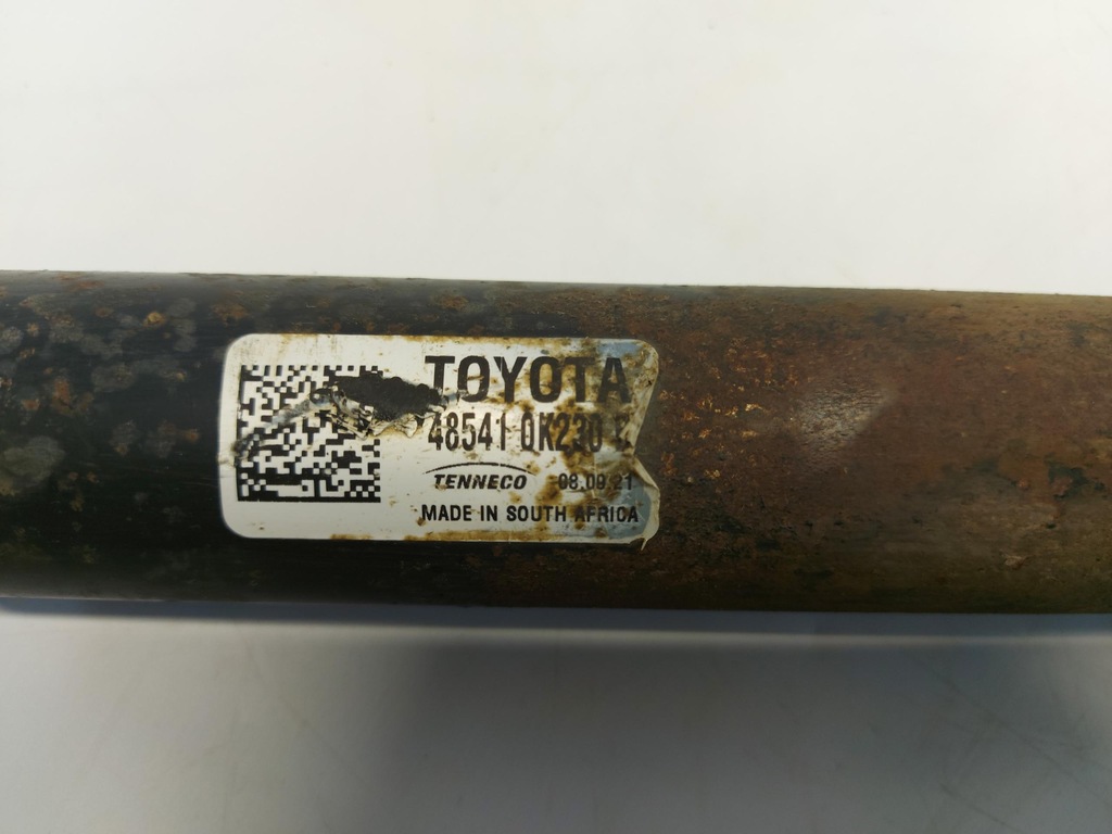 Toyota Hilux VIII 8 AMORTIZOR STANGA SPATE 48541-0K230 Product image