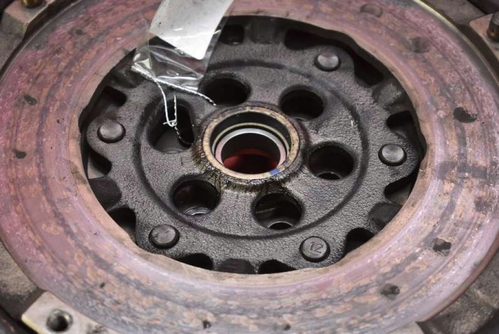 ROATA DUBLĂ MASĂ 7560876 BMW E90 E91 2.0i 143 CP 04-10 Product image