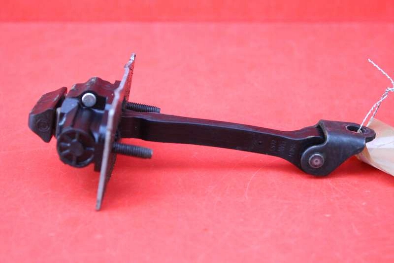 OPRITOR USI DREAPTA FATA PEUGEOT 301 16R Product image