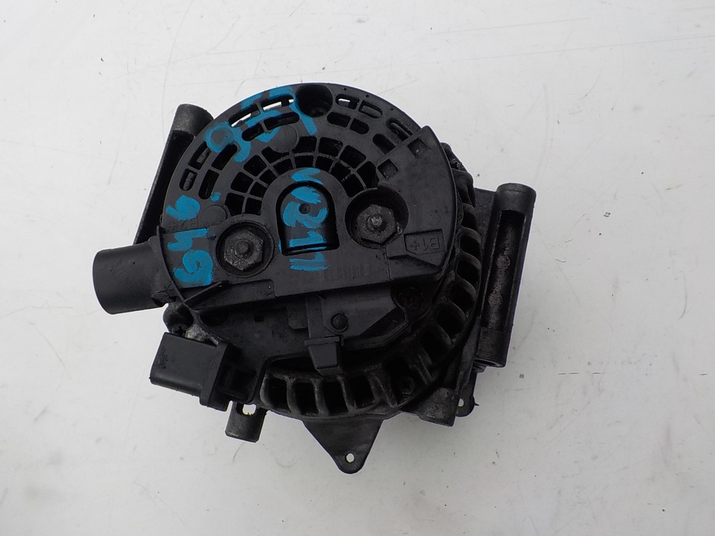 MERCEDES W211 W203 LIFT 2.2 CDI 150KM ALTERNATOR A0131540002 Product image