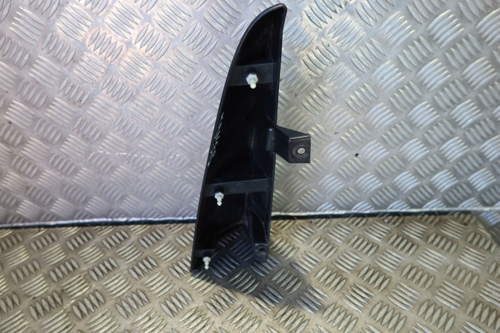 RENAULT KANGOO II III CAPAC LĂMPĂ DE COLT DE RIDARE DREAPTA SPATE SUS 8200499015 Product image
