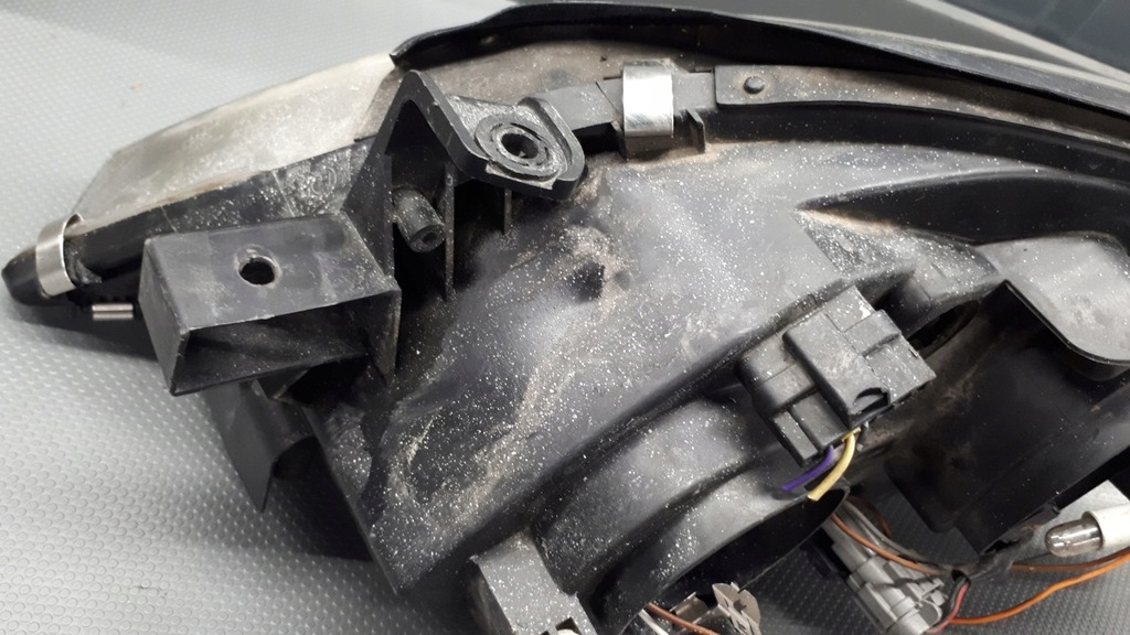 Farul drept Nissan Prim -ministru P12 02R Product image