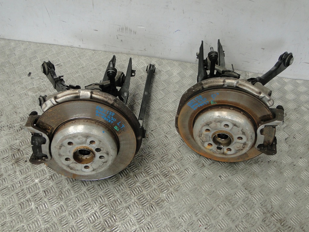 Fusa spate BMW 5 G30 2.0D 4X4 2021 LIFT M PACHET 6861138 6861137 Product image