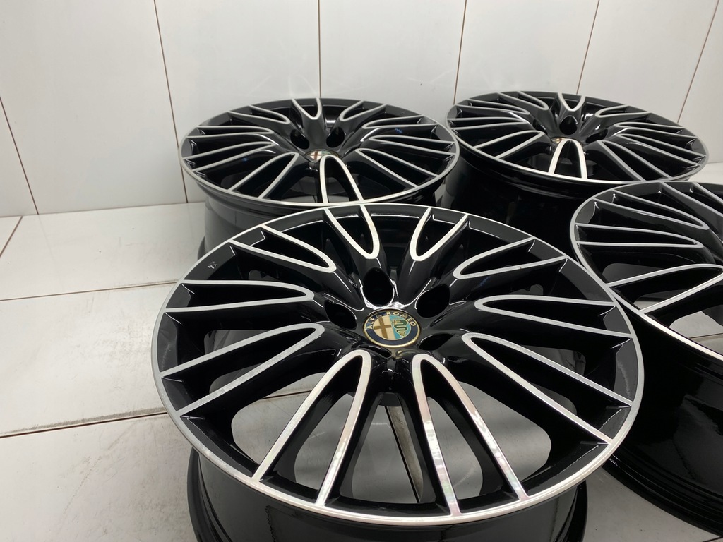 SET JANTE ALFA ROMEO GIULIA 159, Brera 7,5" x 17" 5x110 ET 41 Product image