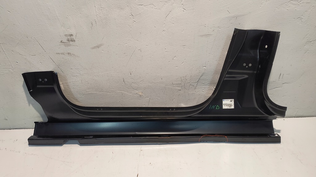 Pragul de catenă dreaptă Citroen C4 Picasso II 13- Product image