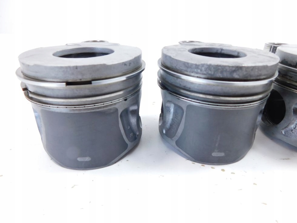 Piston pistoane Opel Vectra C Zafira B Signum 1.9 16V CDTI Alfa Romeo 159 JTD Product image