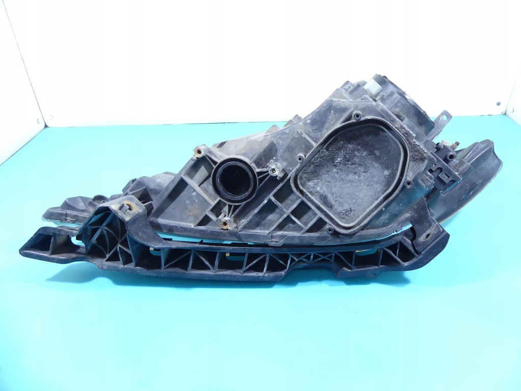 FAR BIXENON DREAPTA HONDA FR-V 05-07 EUROPA Product image
