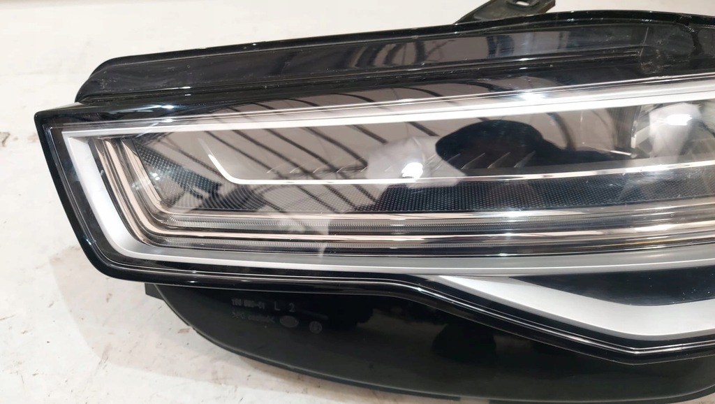 LAMPA FATA AUDI A6 4G STANGA LED MATRIX 4G0941035 Product image