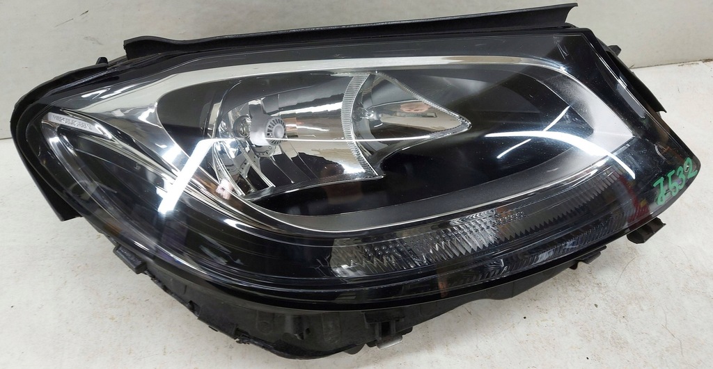 Mercedes-Benz C Clasa 205 H7 W205 H7 Fața frontală a lămpii din față Product image