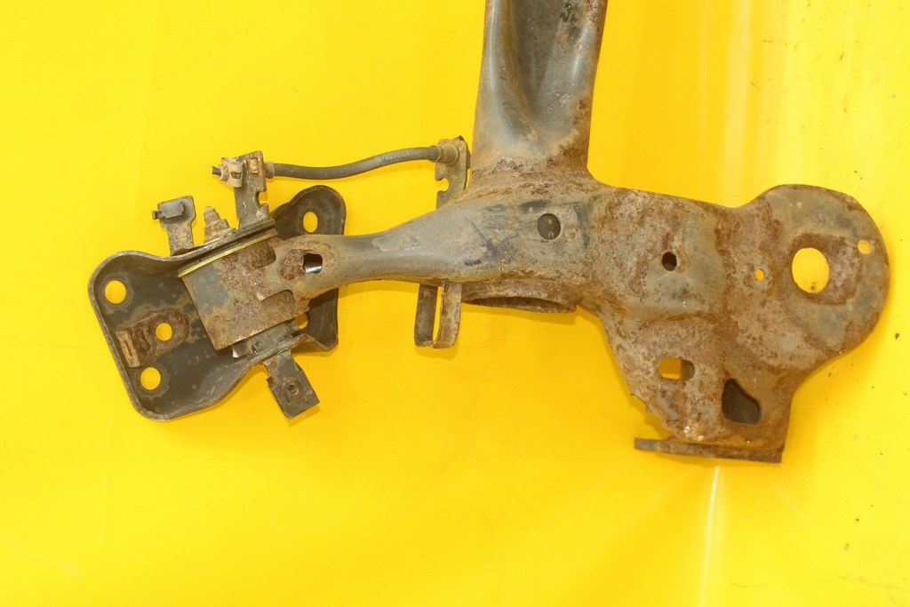 Suspensie din spate Citroen C3 Picasso Product image