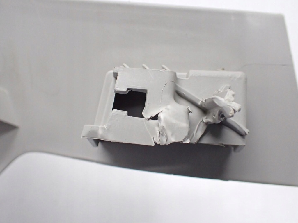 CAPAC STÂLPI DIN PLASTIC STÂNGA SPATE 39145776 CITROEN C3 III AIRCROSS 21R Product image
