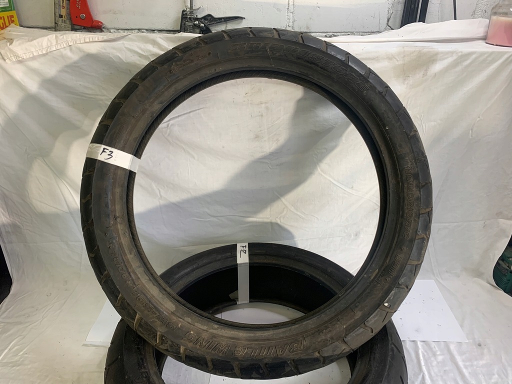 anvelopă bridgestone 110 80 19 Product image