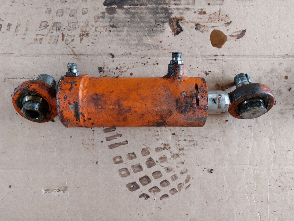 CILINDRU HIDRAULIC PENTRU Stivuitor SUCHEDNIÓW Product image