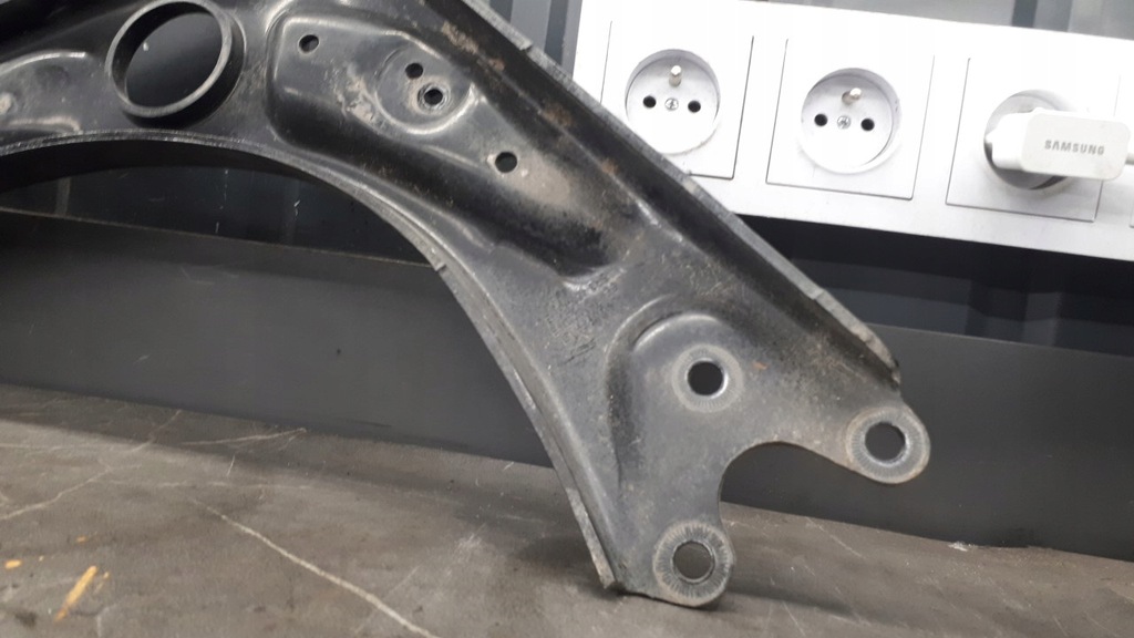 5R3407151B stânga acceptă Ford Tourneo Connect Mk3 VW Caddy V Product image