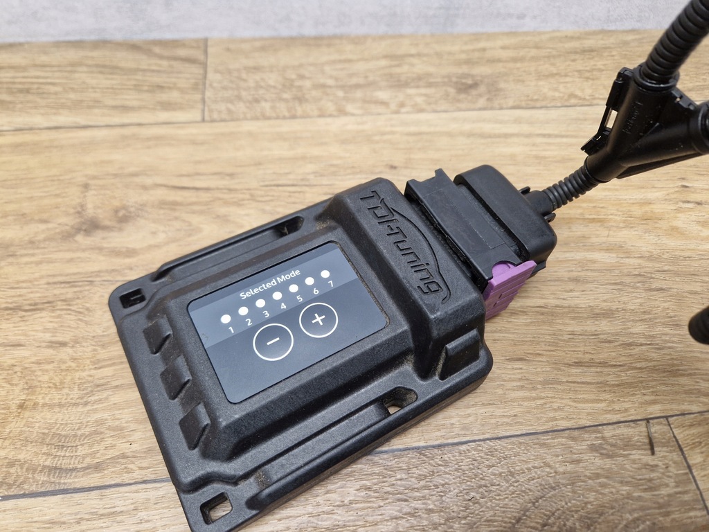 BMW F30 330E B48 CHIP COMUNE Tuning CRTD4 BT Multi Channel + RPM Cutie de reglare Product image