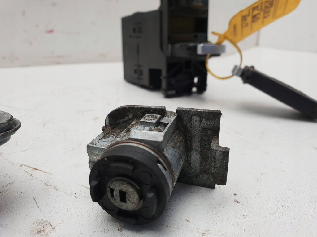 Volvo XC60 2009 Set Controller / Modul ECU Product image