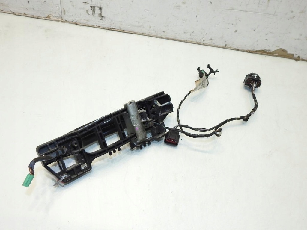MÂNER UȘĂ FAȚĂ DREAPTA G6 FORD MONDEO MK4 IV LIFT 6G9T-14A631-CE Product image