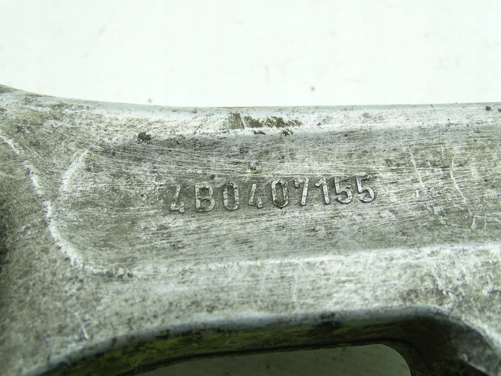 Skoda Superb și 01-08 Drept Față de fund în față 4D0407155 Product image