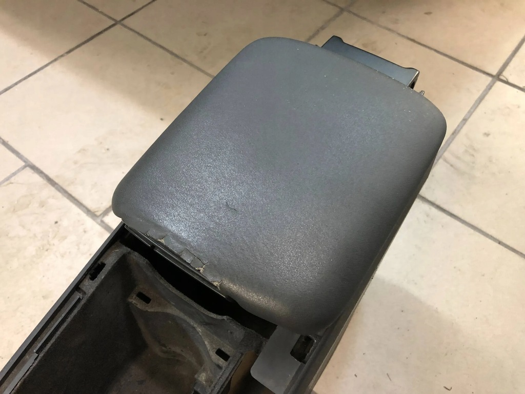 TUNEL CENTRAL COTIERA VOLVO S40 V50 30755375 Product image