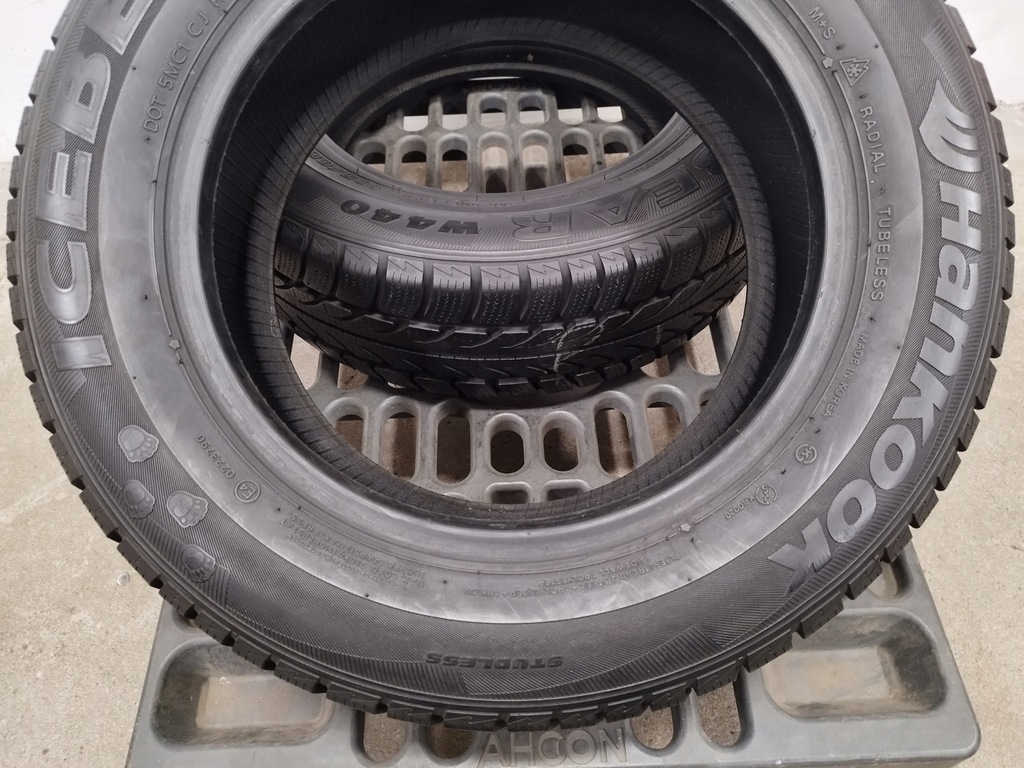 PERECHEA 185/65R15 HANKOOK ICEBEAR W440 Product image