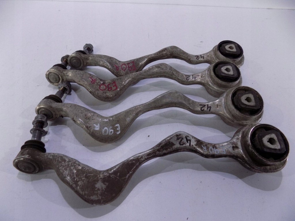BMW 3 E90/91/92 - Argument de control frontal R - 00042 Product image