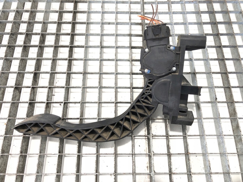 POTENTIOMETR GAZ IVECO DAILY III 0281002632 2.3 116KM 99-06 PEDALA Product image