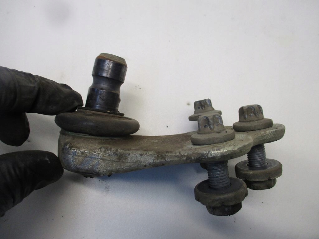 PIN BRAT COMANDA FIAT TIPO 1.6 D 17 ani Product image