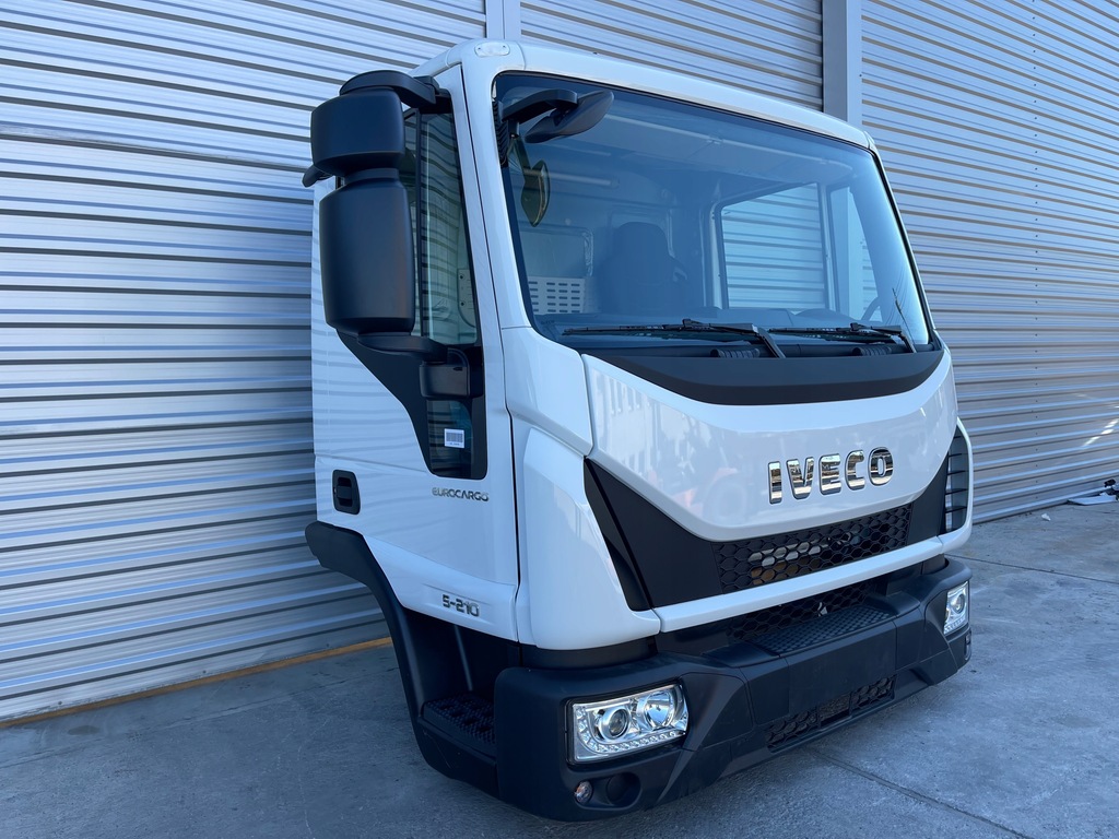 IVECO EUROCARGO MLC 75, 120.150 ZI CABINA BARĂ JOSĂ Product image