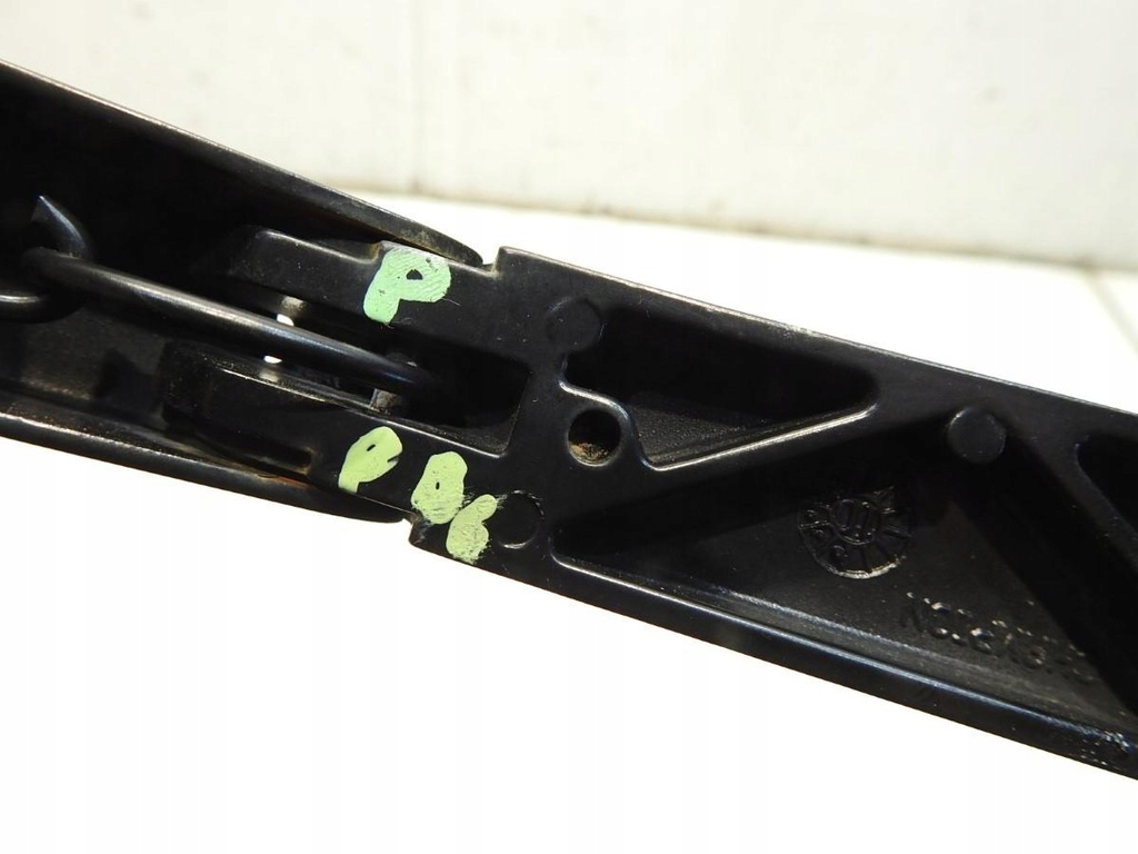 BRAT STERGATOR DREAPTA VW PASSAT B6 LIFT 3C1955410B Product image
